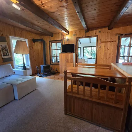 Dom Nad Krutynia Vakantiehuis Borowe
